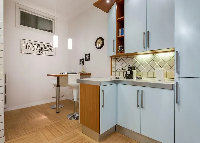 Goldie Apartment Rom